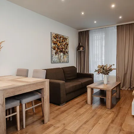 Ah Povazska Iv Apartmán